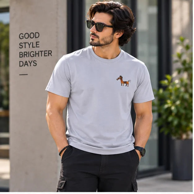 Men’s Light Grey Horse Graphic Oversized T-Shirt – Minimal Casual Streetwear Tee