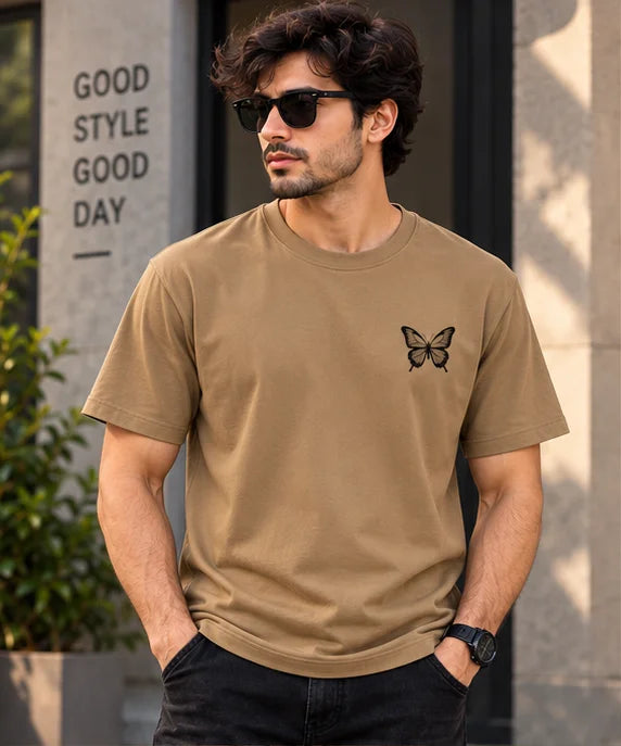 Men’s Light Grey Butterfly Graphic Oversized T-Shirt – Minimal Streetwear Tee