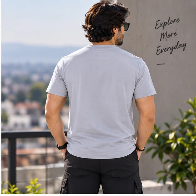 Men’s Light Grey Horse Graphic Oversized T-Shirt – Minimal Casual Streetwear Tee