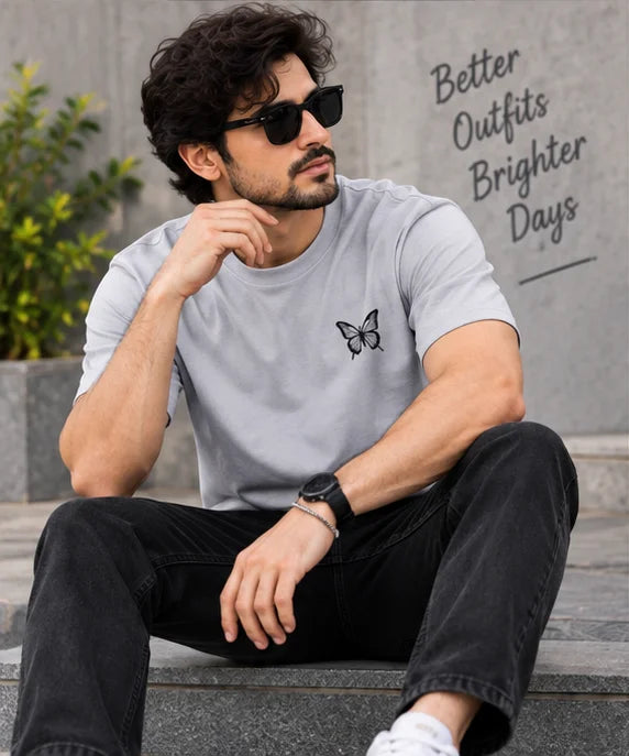 Men’s Light Grey Butterfly Graphic Oversized T-Shirt – Minimal Streetwear Tee