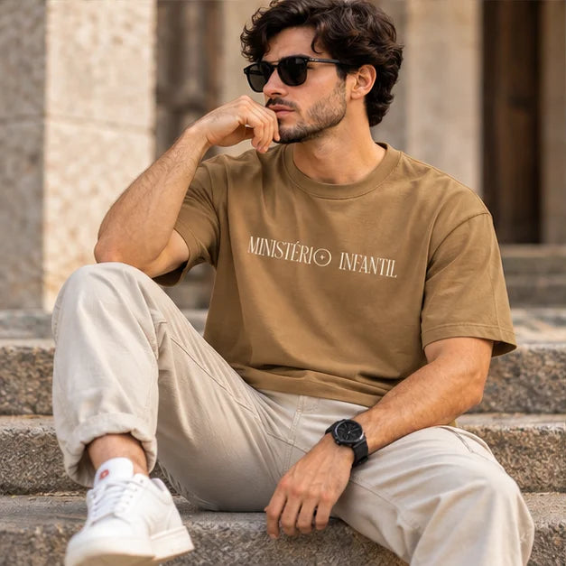 Men’s Camel Brown Como Flechas Graphic Oversized T-Shirt – Front & Back Printed Streetwear Tee
